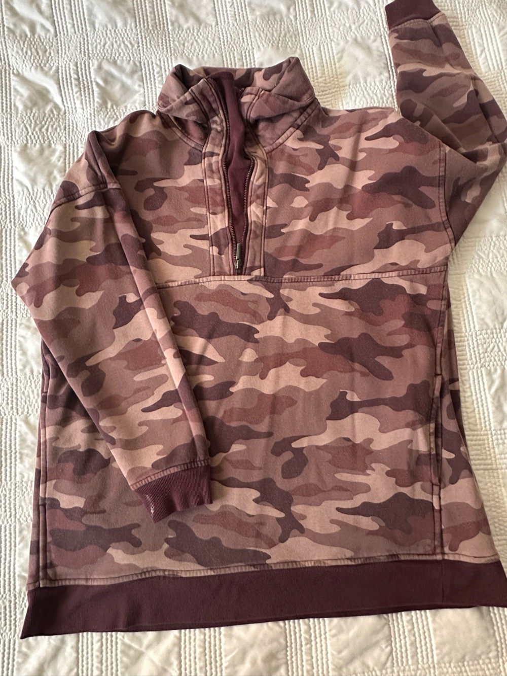 Old Navy Men's Camo Sweatpants in Brown Tones